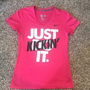 Women’s Nike T-shirt